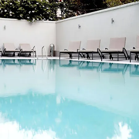 Hotel Angela Downtown 3*